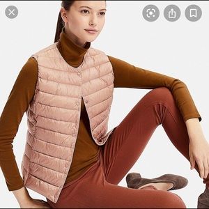 Uniqlo light weight down vest